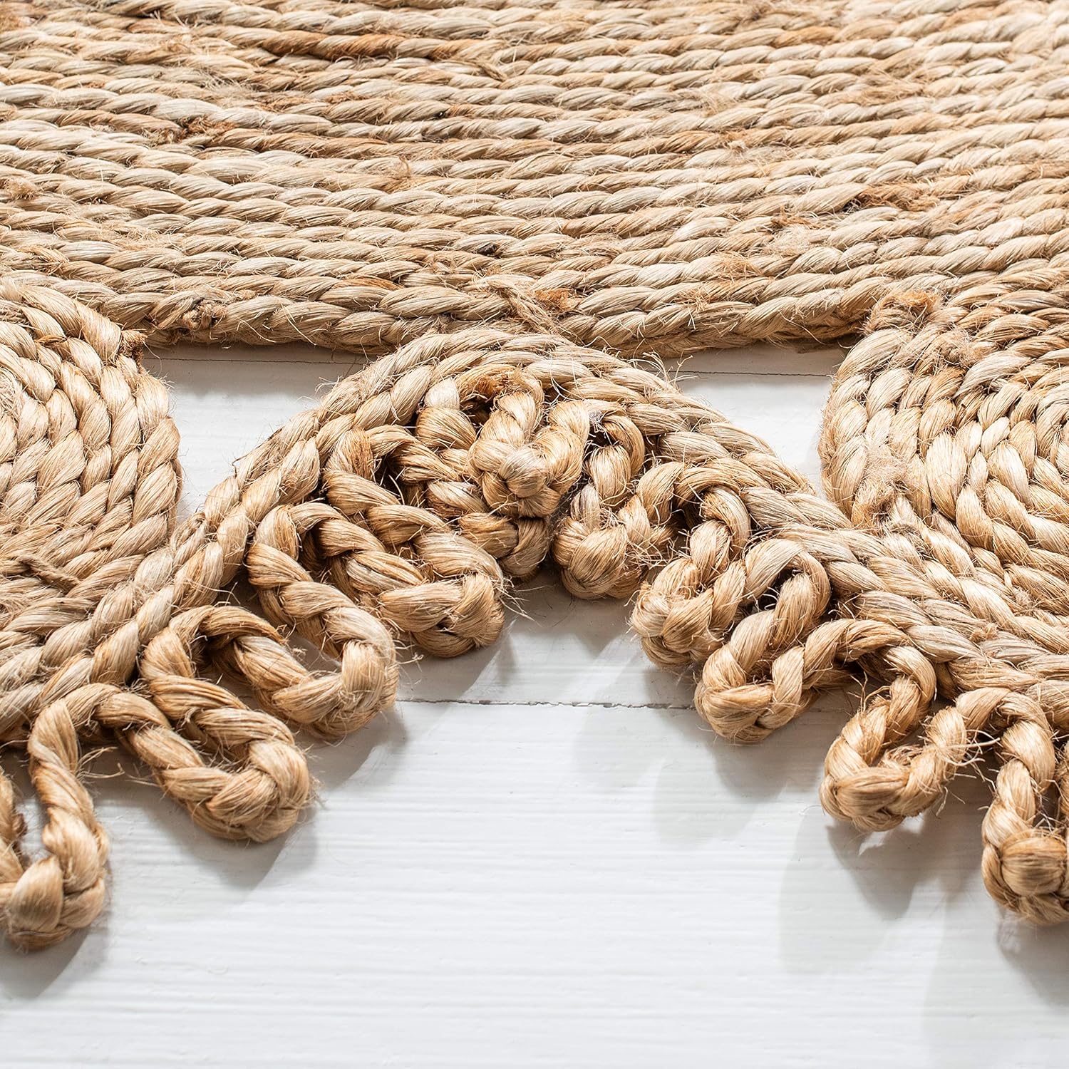 Handmade Circular Rug for Stylish Interiors