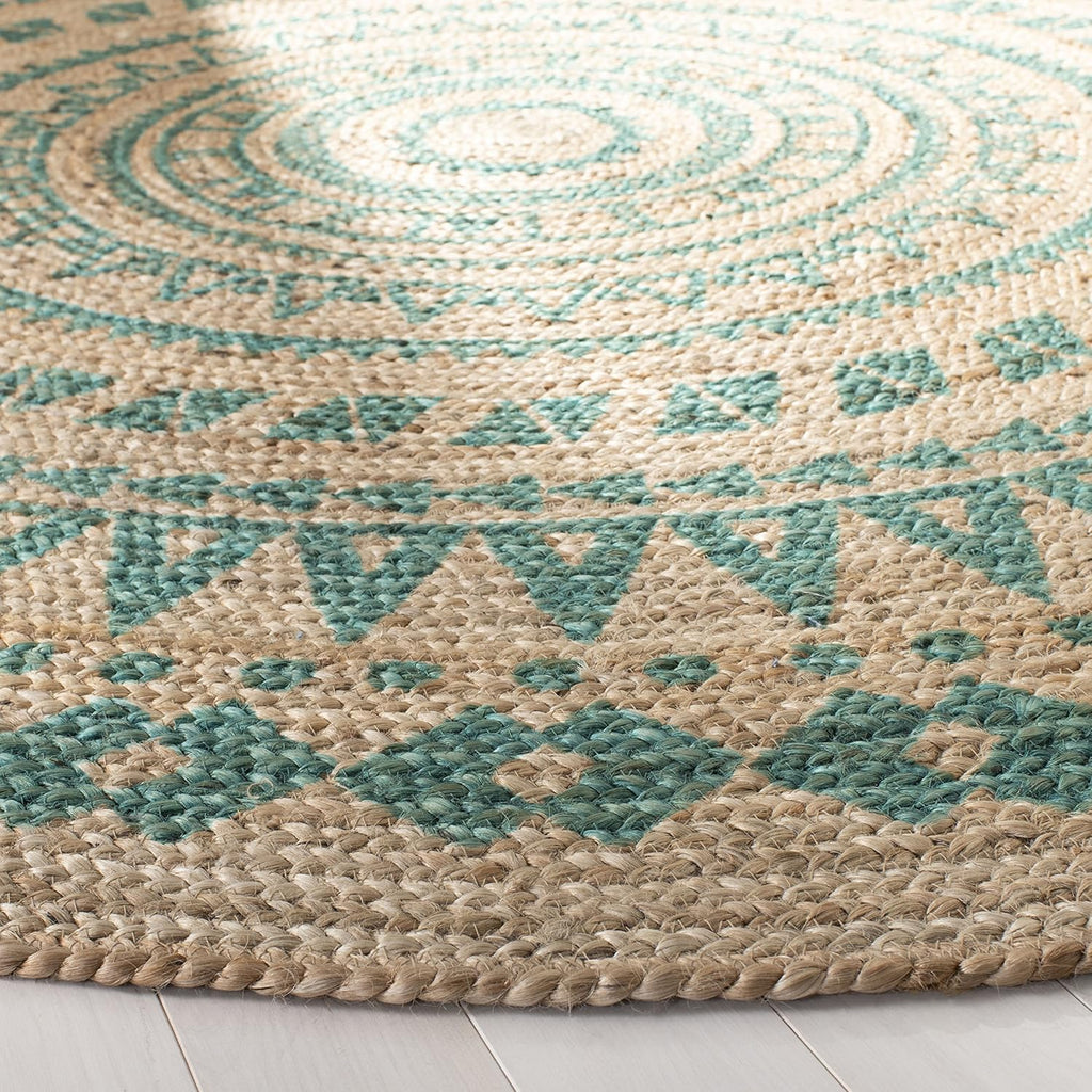 Handwoven Tribal Design Rug for Cozy Spaces