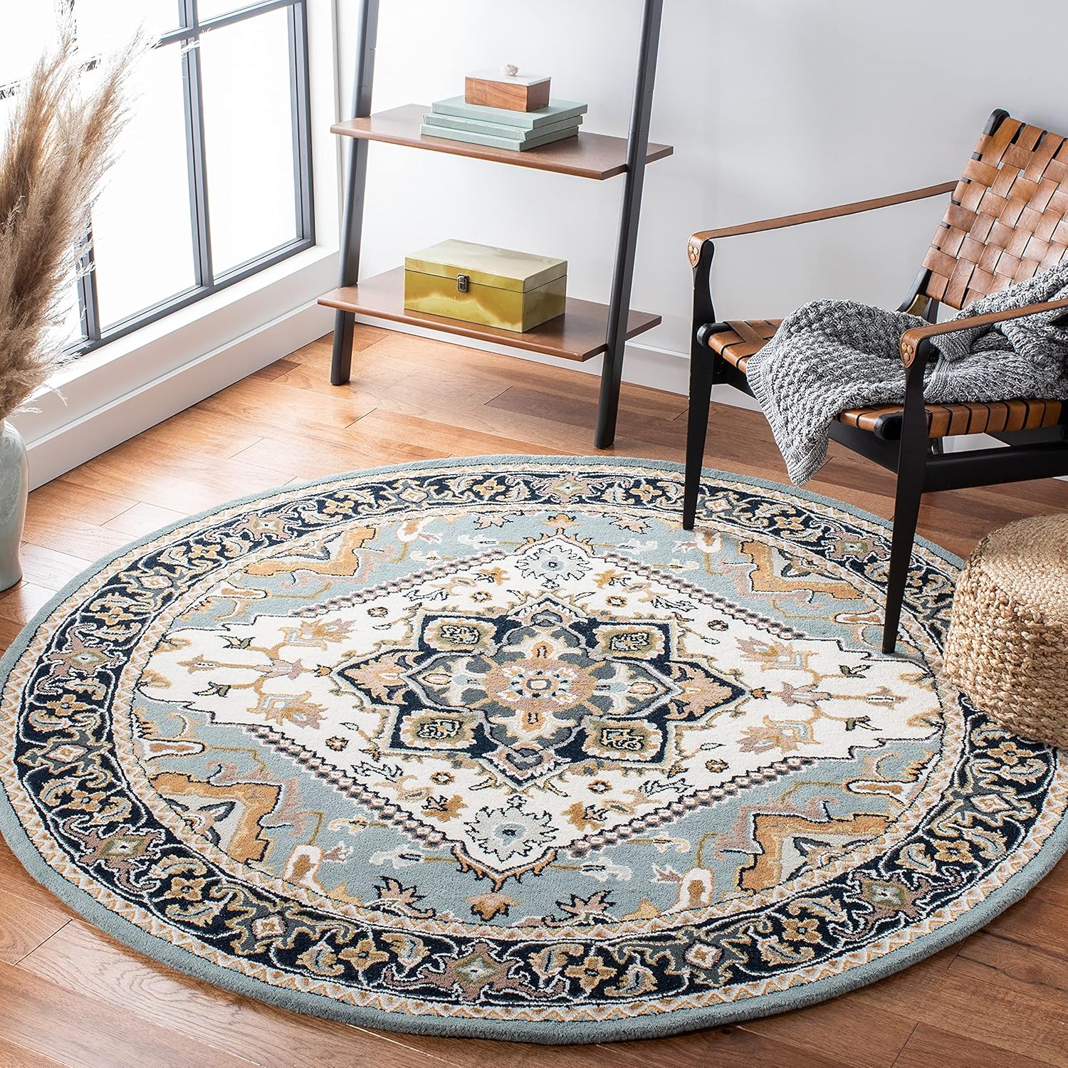 Export Quality Handmade Woollen Round Carpet – Timeless Floral Elegance