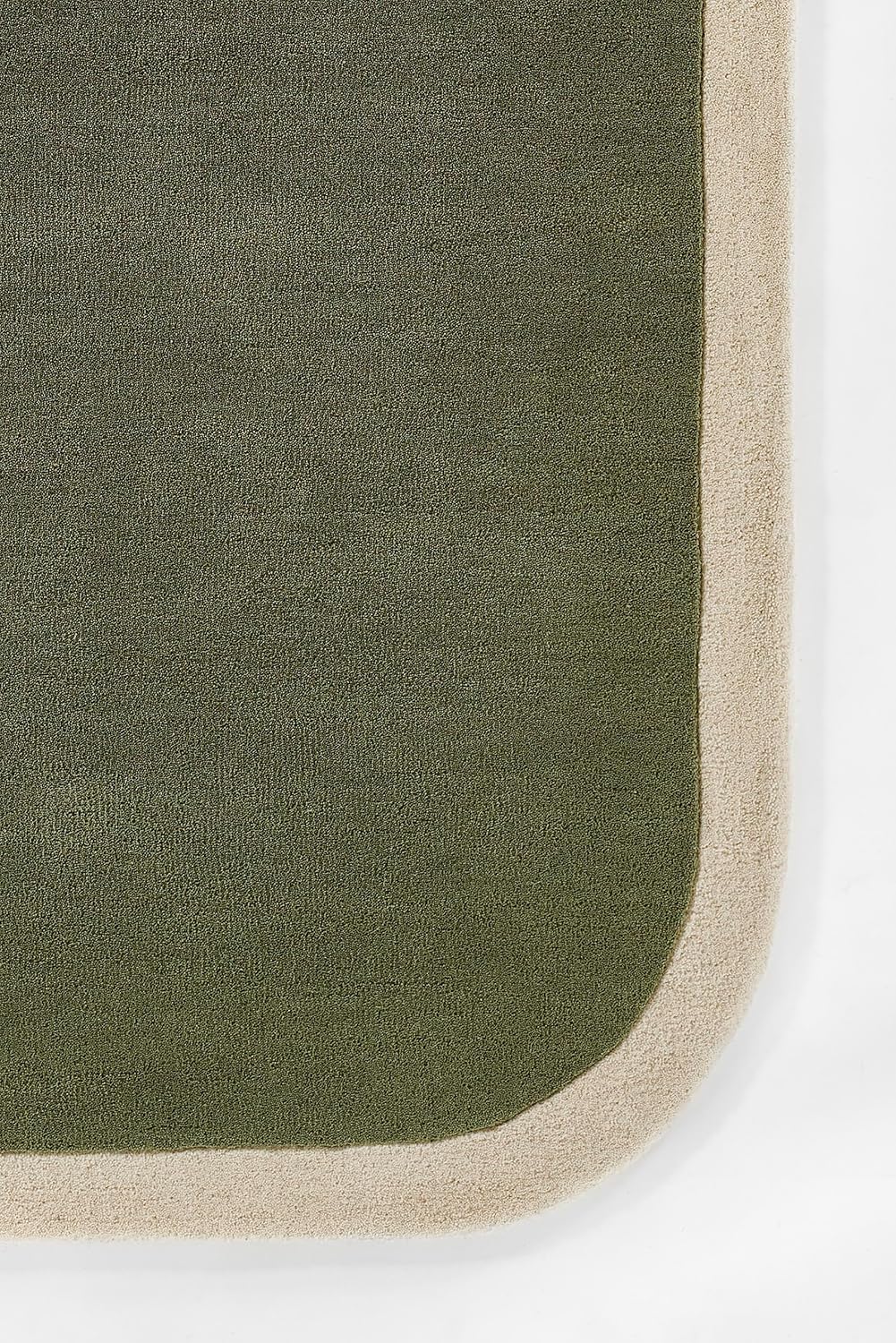 Elegant olive green center design Rug