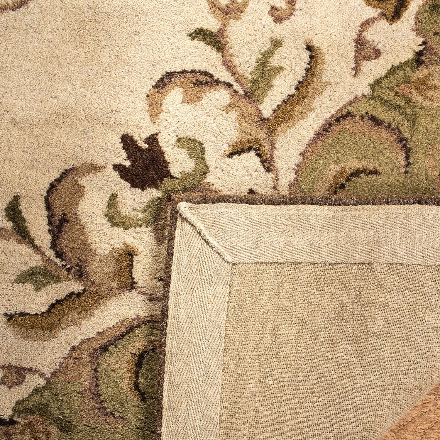 Sophisticated Living Room Persian Rug