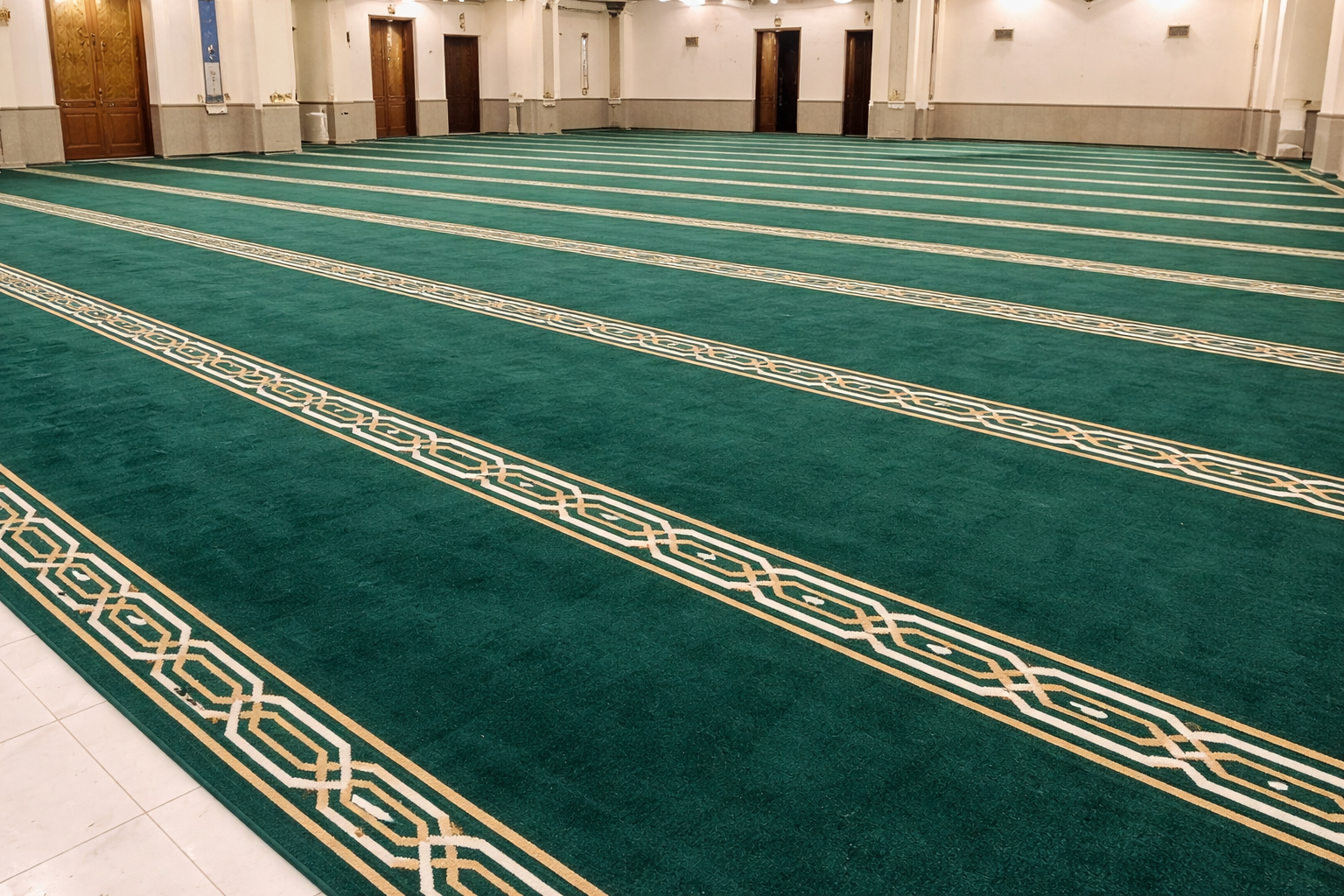 Green Border Mosque Carpet 0.5 Inch Pile