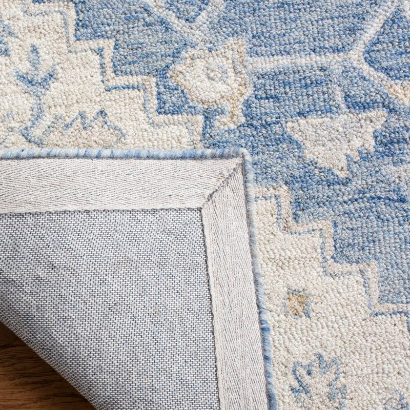 Refined Hand-Tufted Wool Rug