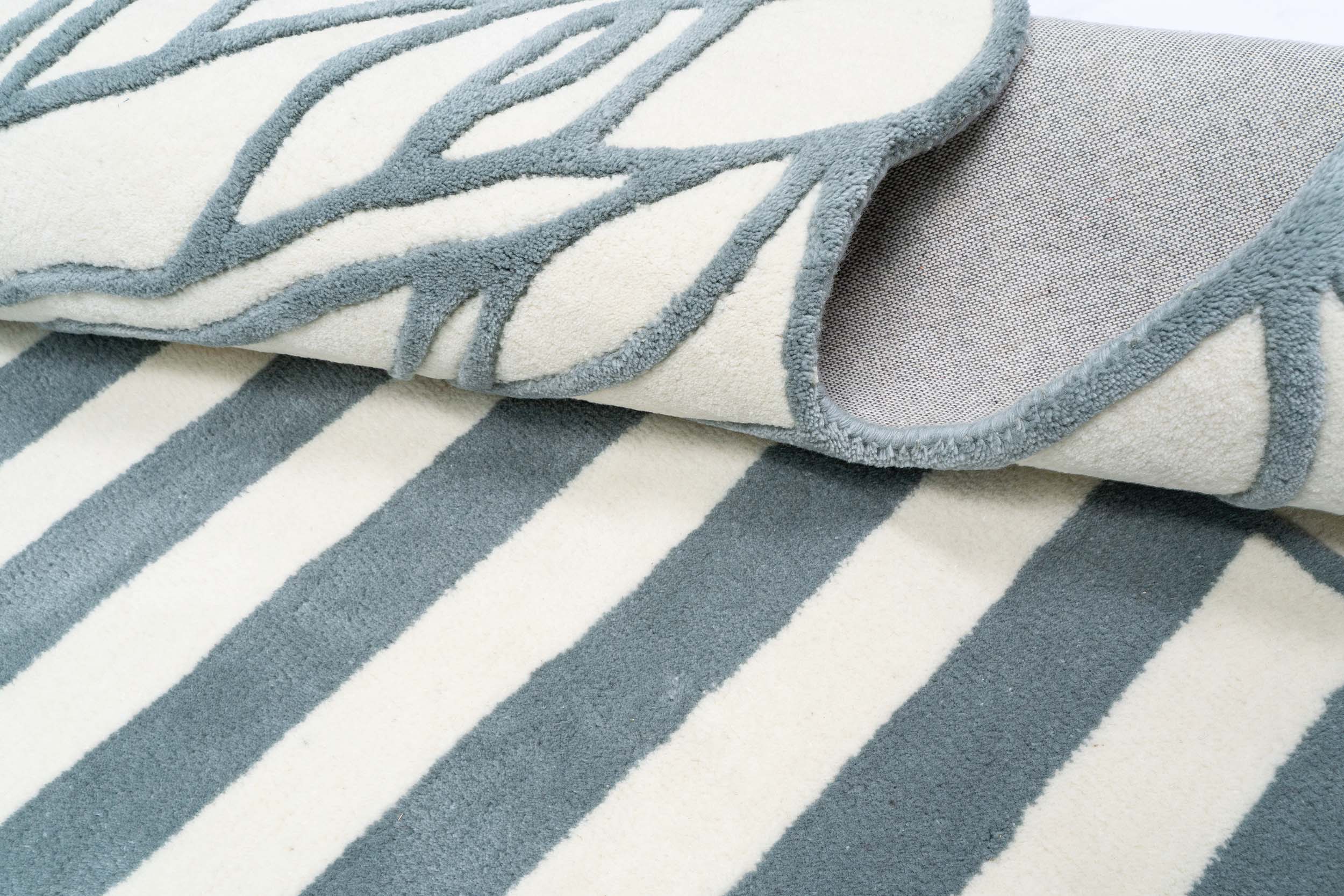 Grey Abstract Leaf Stripe Irregular Rug