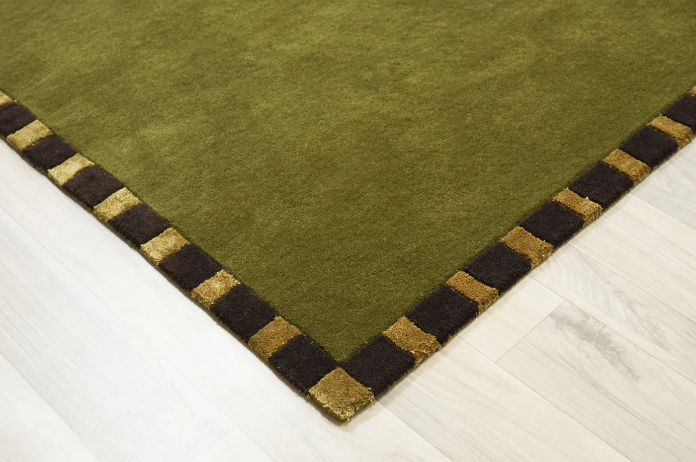 Olive Velvet Border Hand Tufted Rug