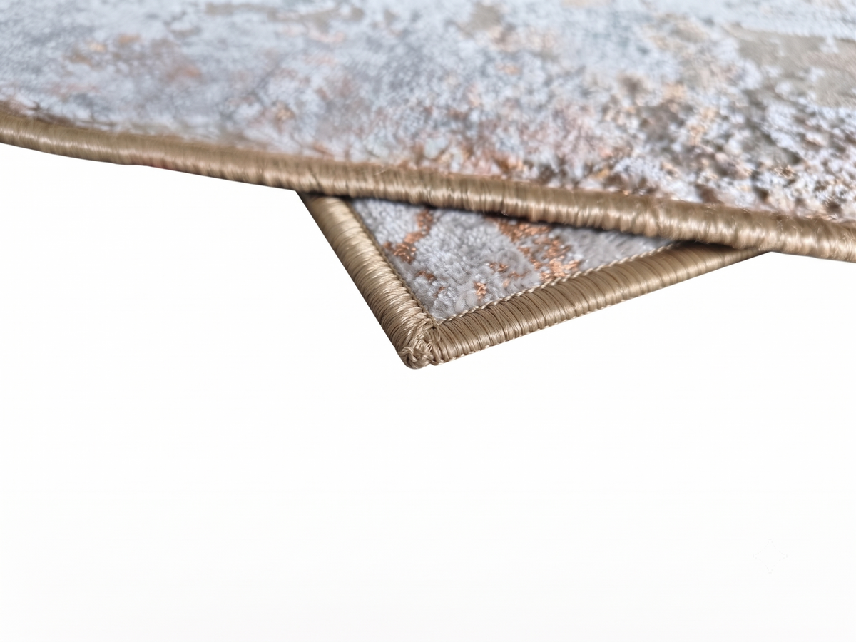 Contemporary Distressed Look Carpet