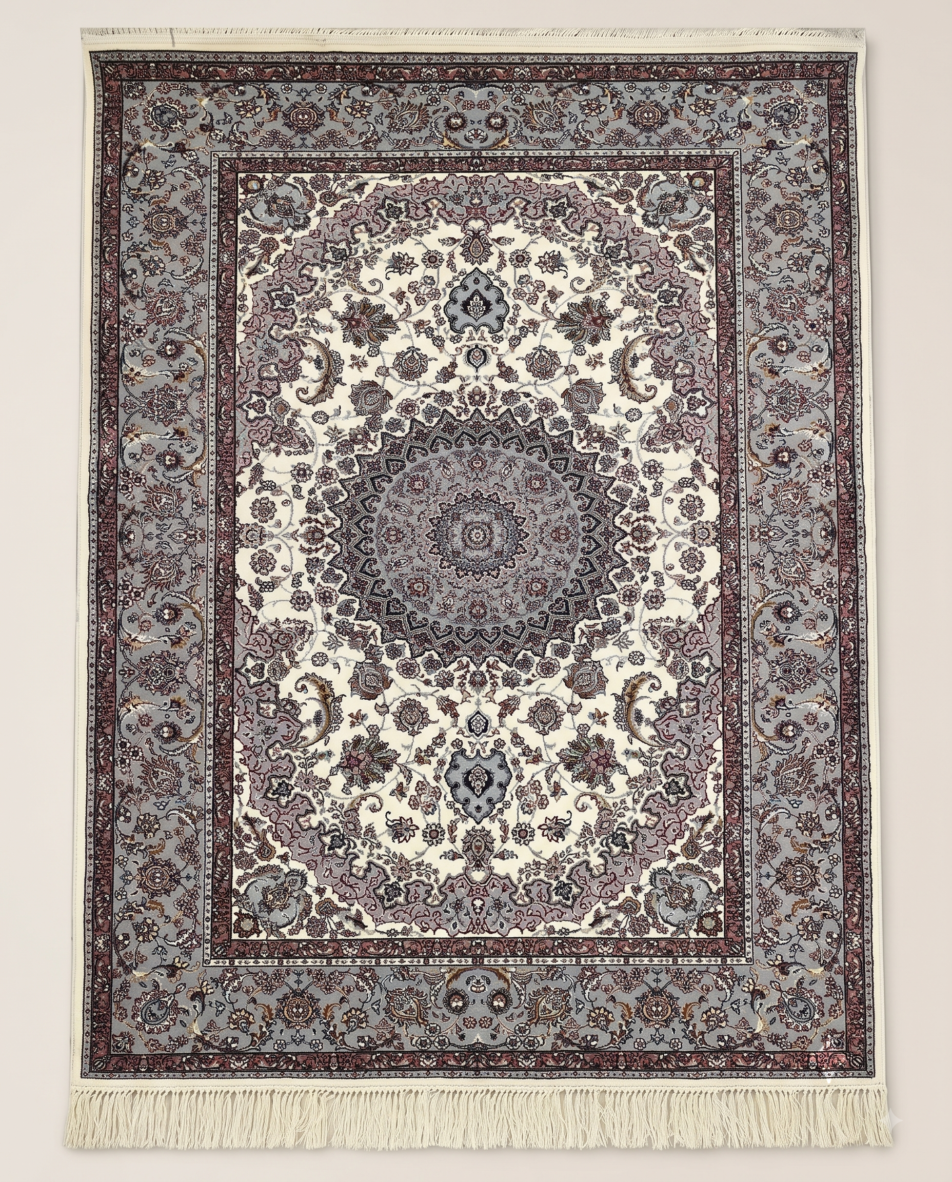 Luxury Irani Living Room Carpet with Soft Vintage Style Design