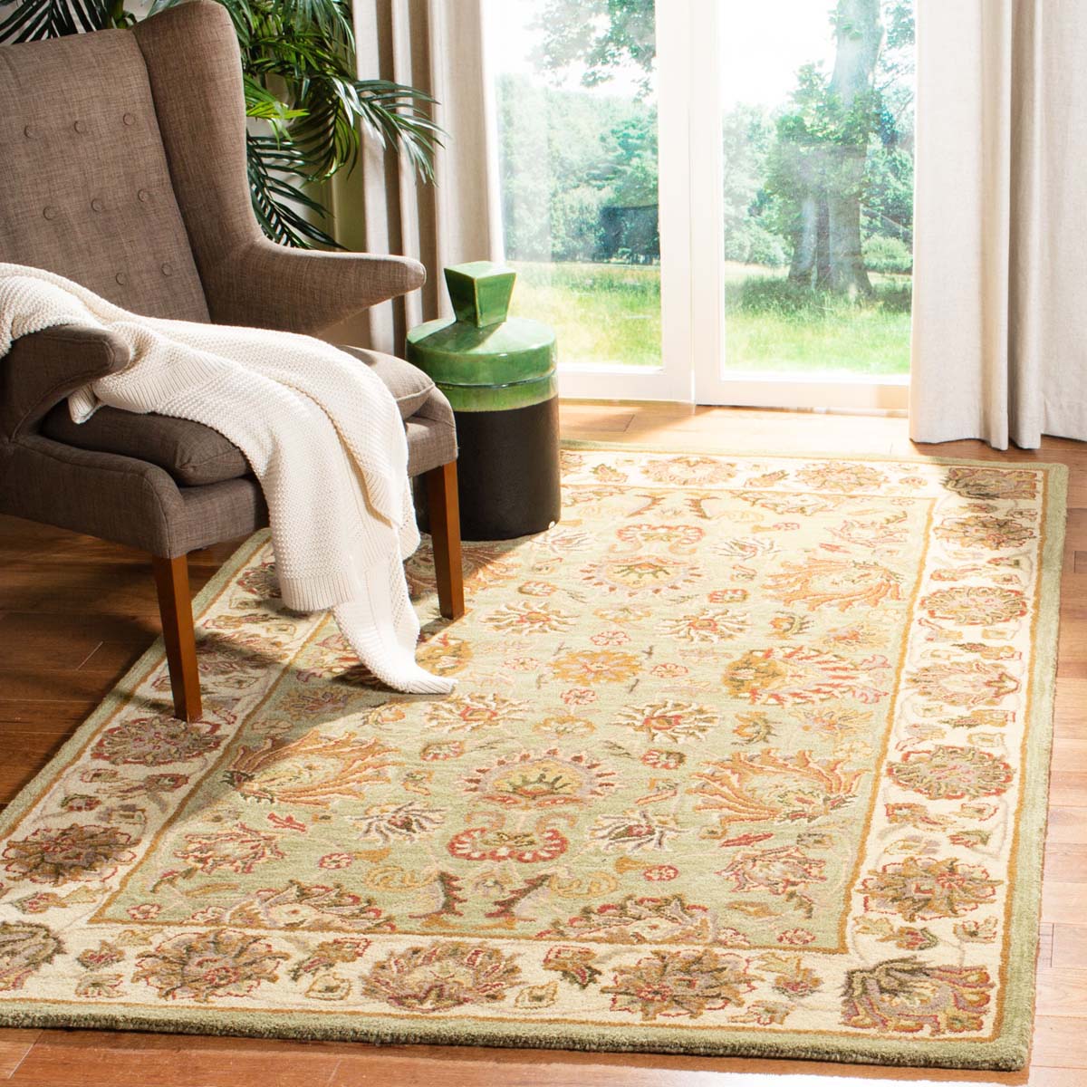 Vintage Floral Garden Hand Tufted Persian Carpet