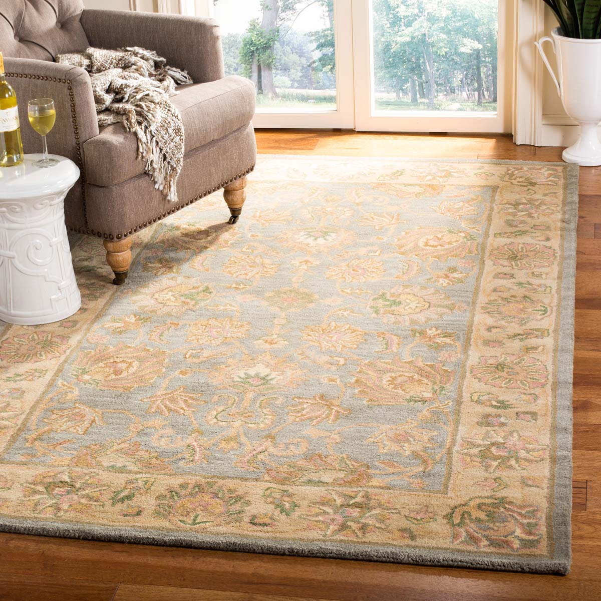 Heirloom Style Hand Tufted Persian Carpet