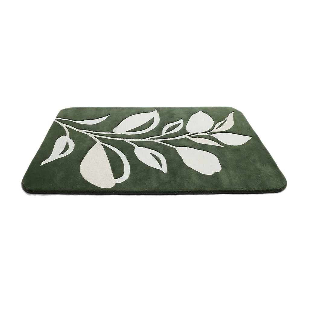 Green Leaf Pattern Wool Rug