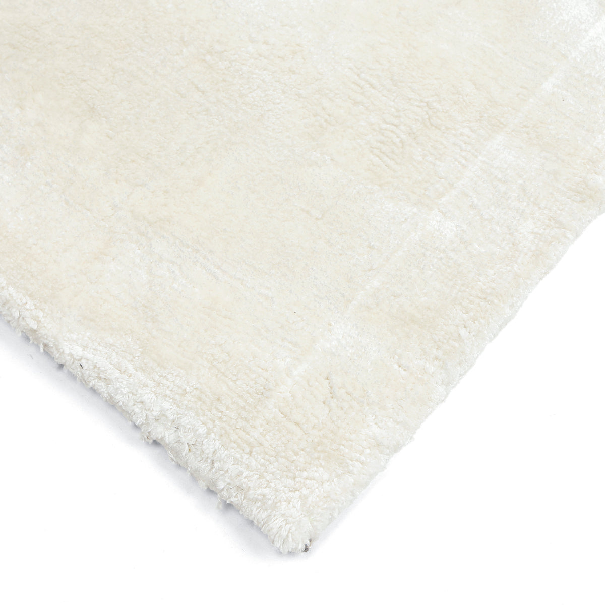 Luxury Off White Viscose Rug