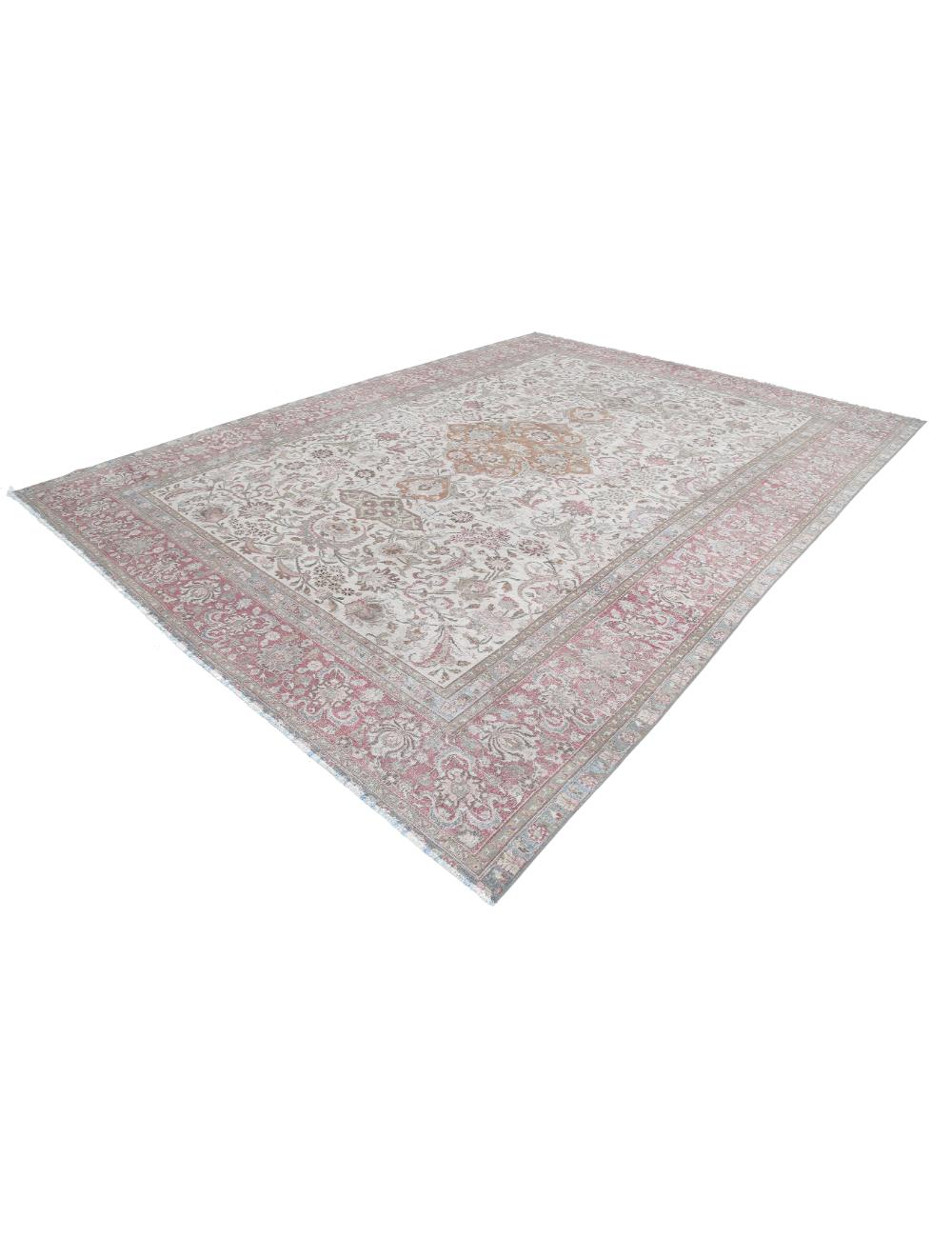 Hand-Knotted Imperial Rosette Wool Rug