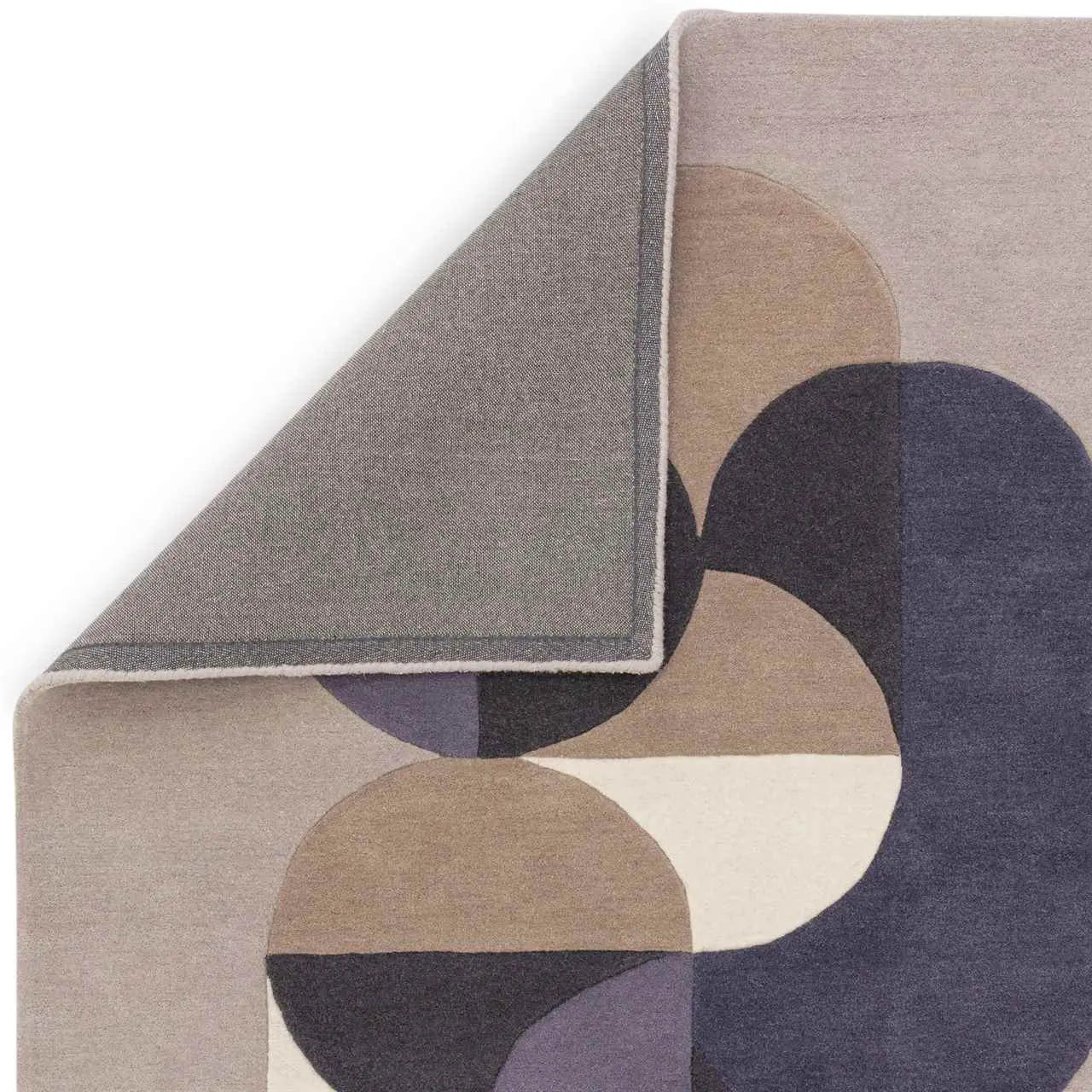 Gray modern handcrafted luxury wool carpe