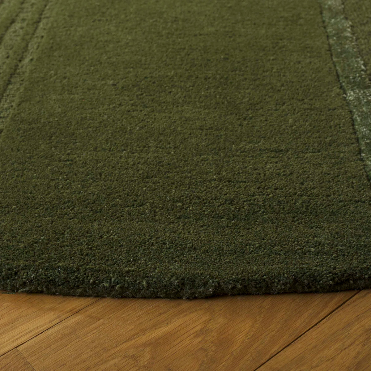 Verdant Relief Round Wool Rug