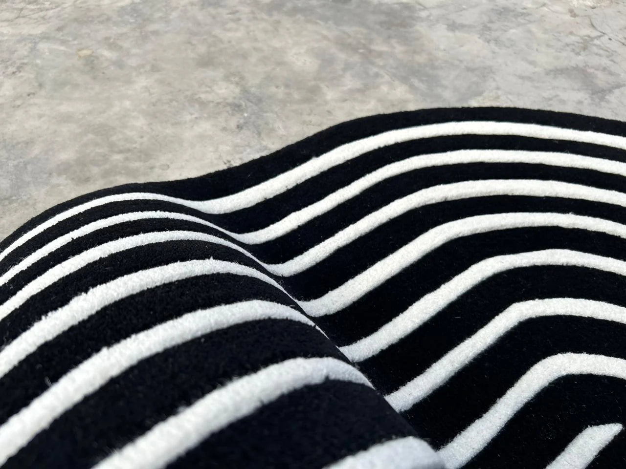 Antique Monochrome Geometric Pattern Rug