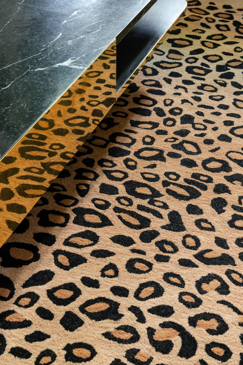 Modern Leopard Pattern Carpet