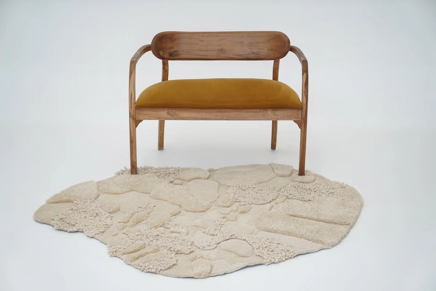Cream Sculpted Pebble Irregular Rug