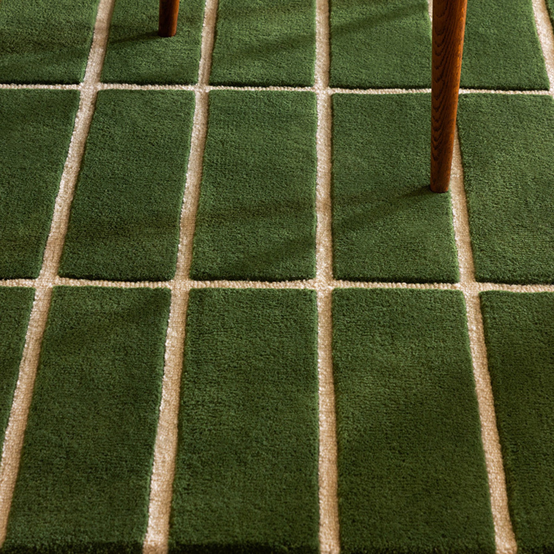 Minimal Emerald Check Pattern Wool Rug