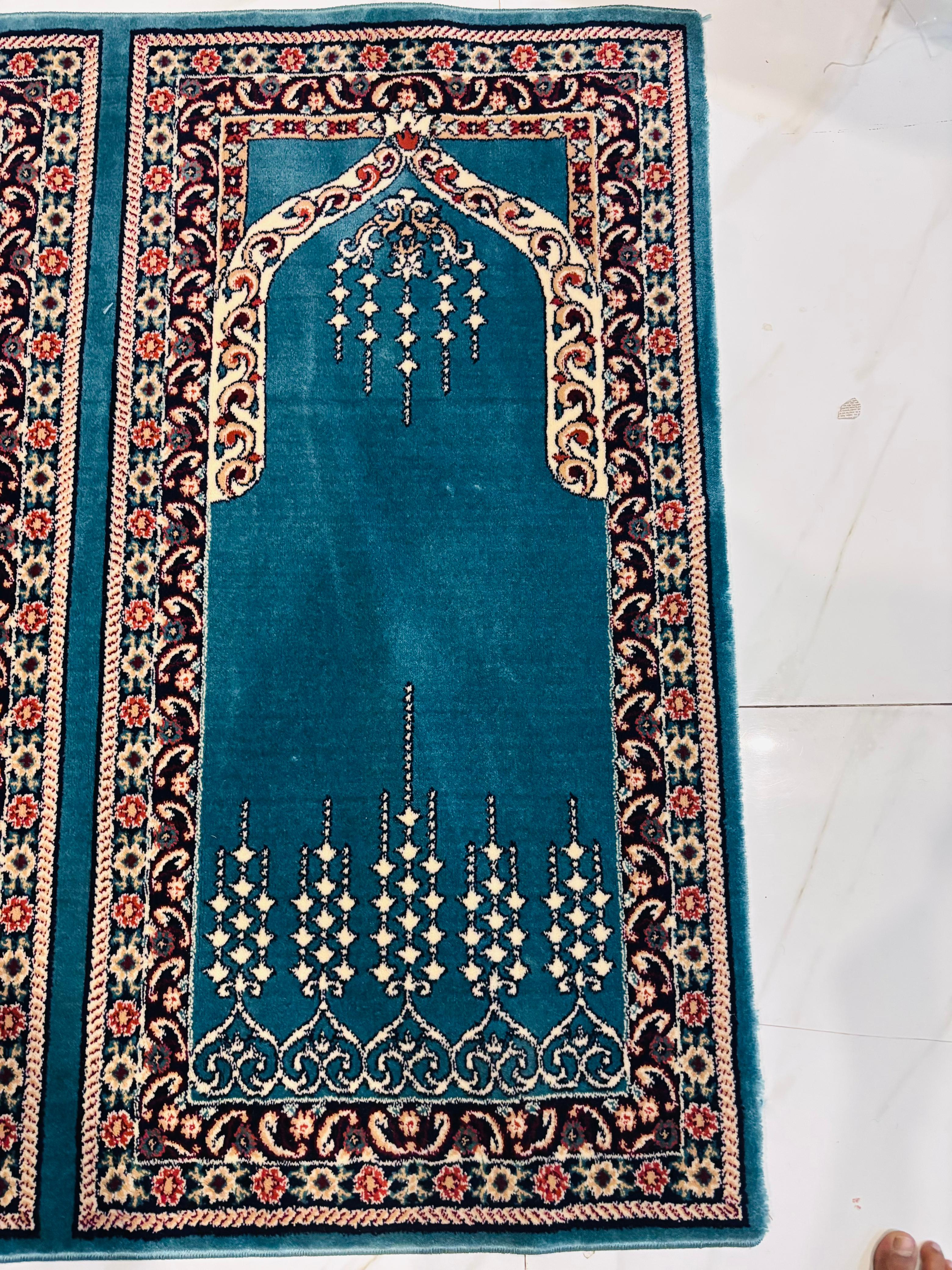 Soft Turkish Style Janamaz Prayer Mat for Daily Salah