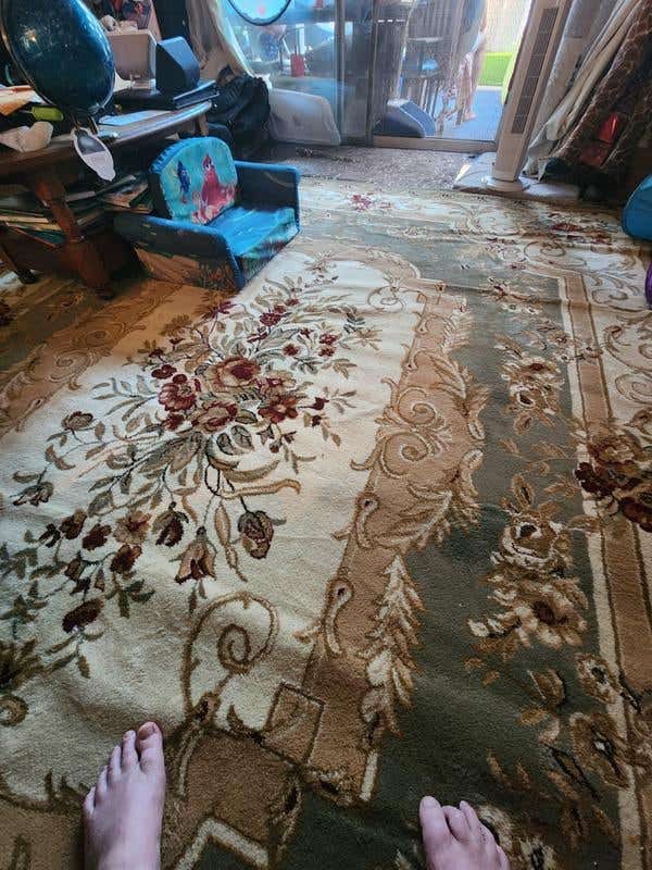 Victorian Sage Floral Wool Rug