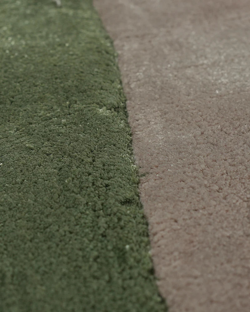 Aura Layered Pebble Viscose Wool Rug