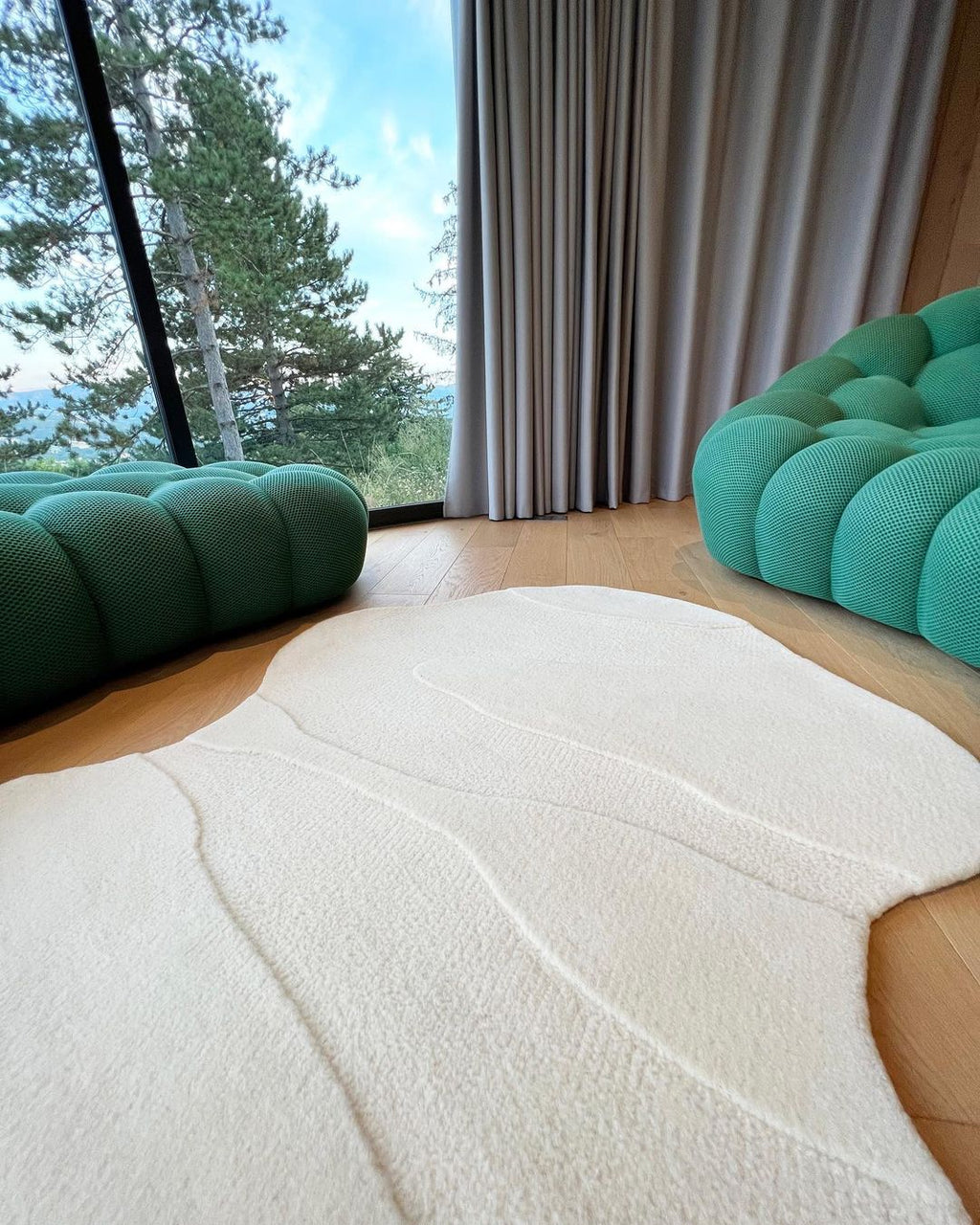 Ivory Contemporary Sculpted Irregular Rug