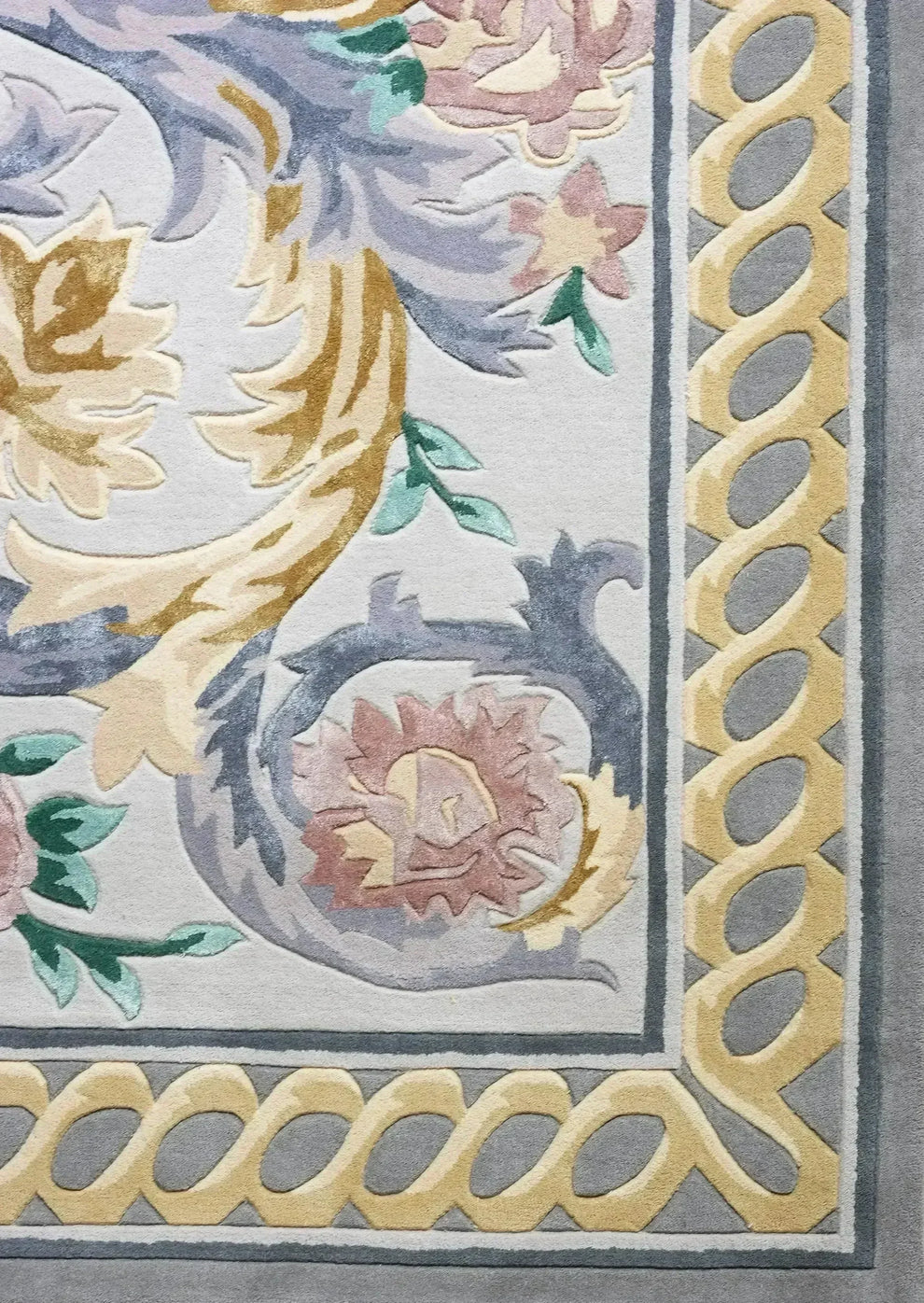Classic Floral Scroll Carpet