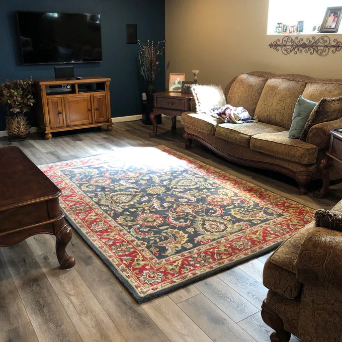 Traditional Floral Grey Wool Rug