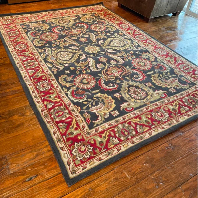 Traditional Floral Grey Wool Rug