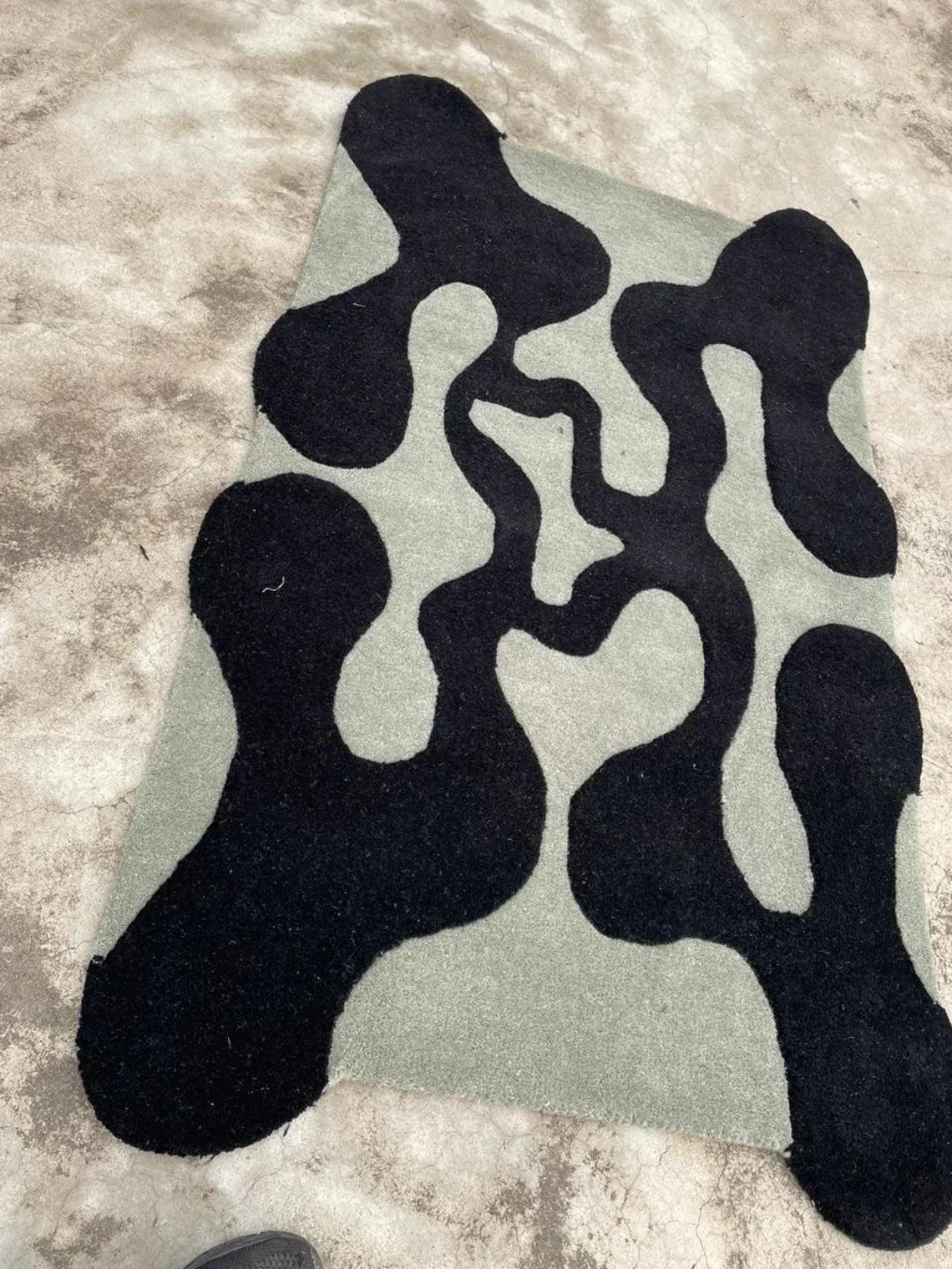 Grey Organic Morph Abstract New Zealand Rug