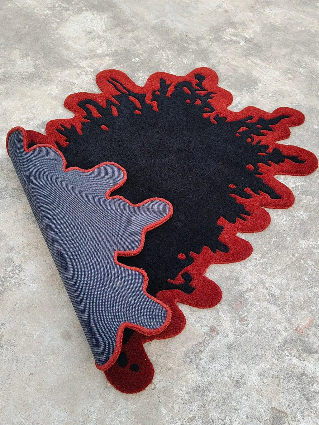 Noir Ink Flow Modern Hand Tufted New Zealand Rug