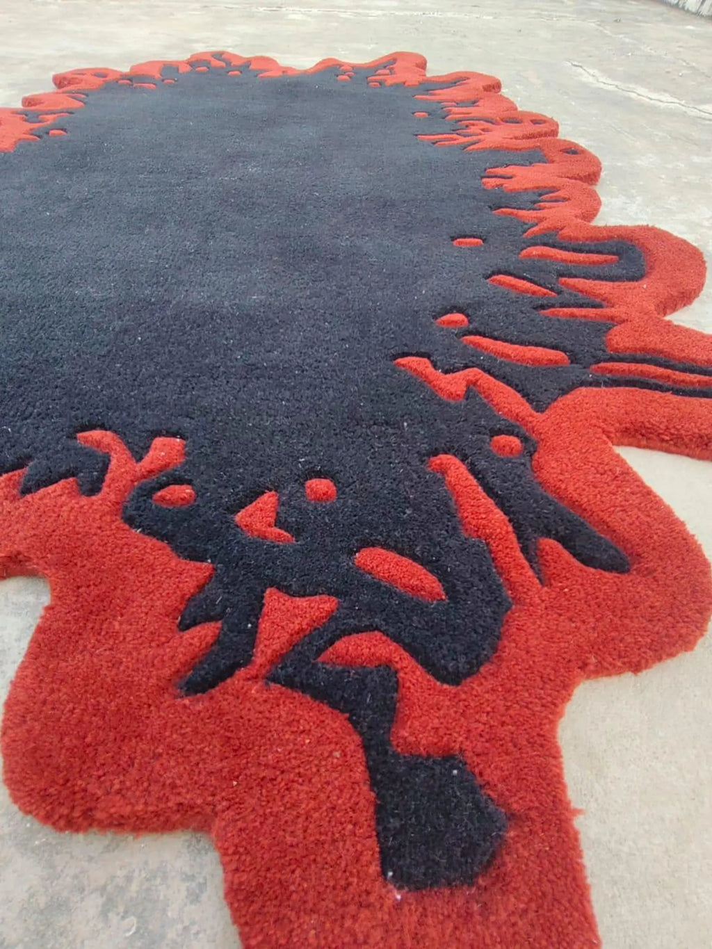 Noir Ink Flow Modern Hand Tufted New Zealand Rug