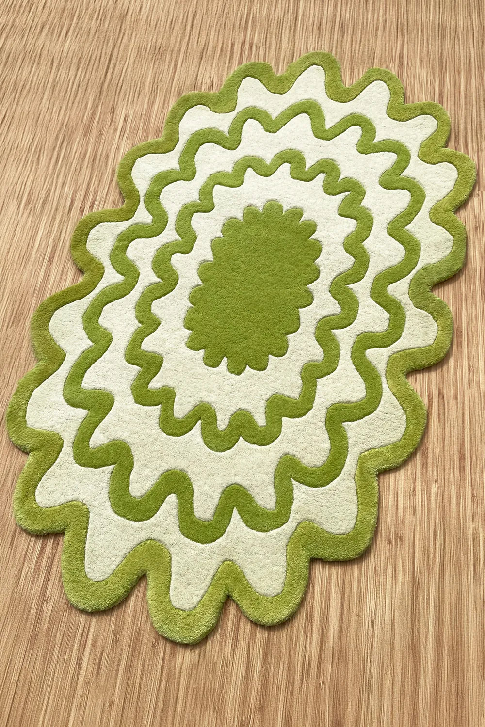Funky Wavy Border Hand Tufted Wool Carpet