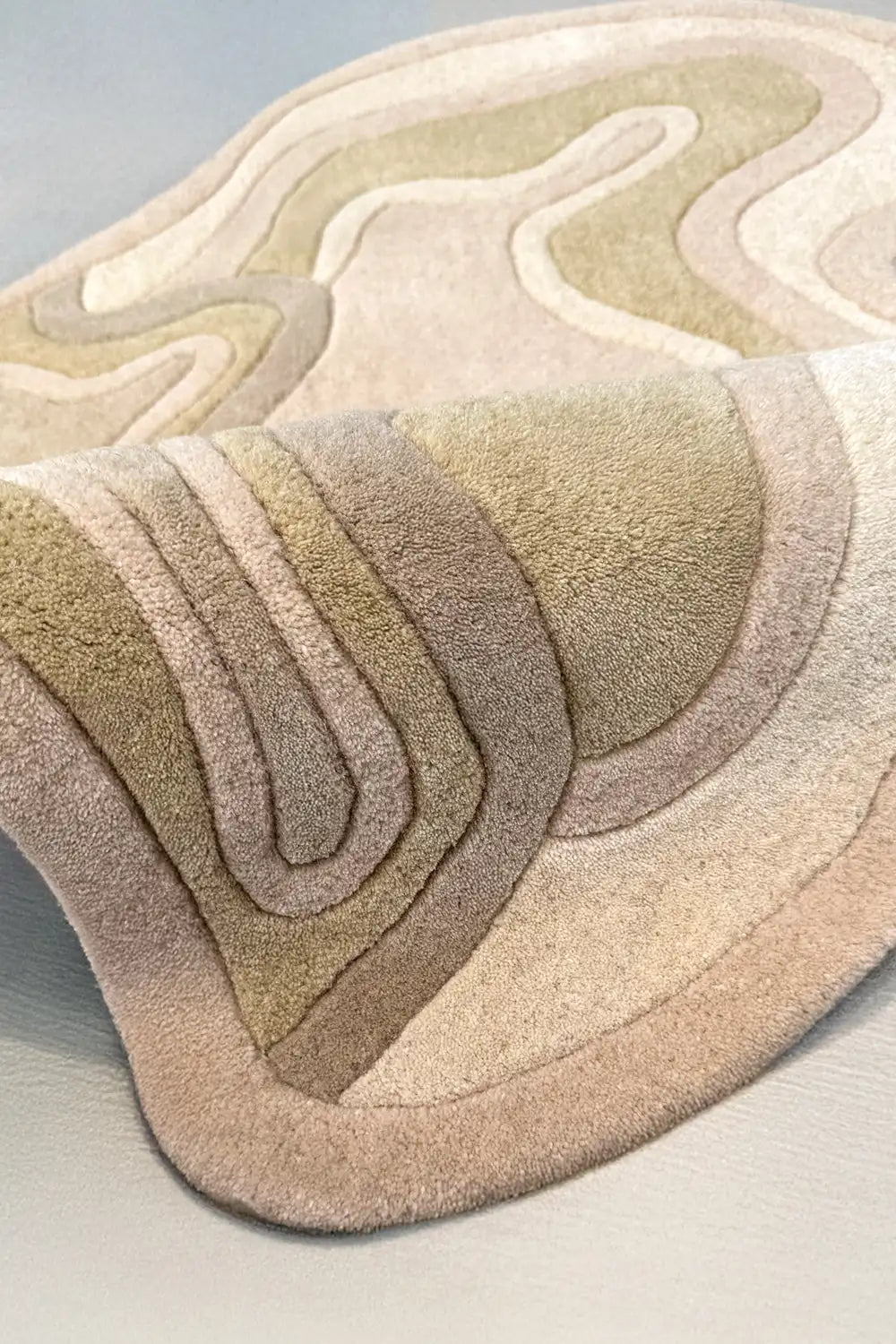 Irregular Neutral Beige Hand Tufted Wool Carpet