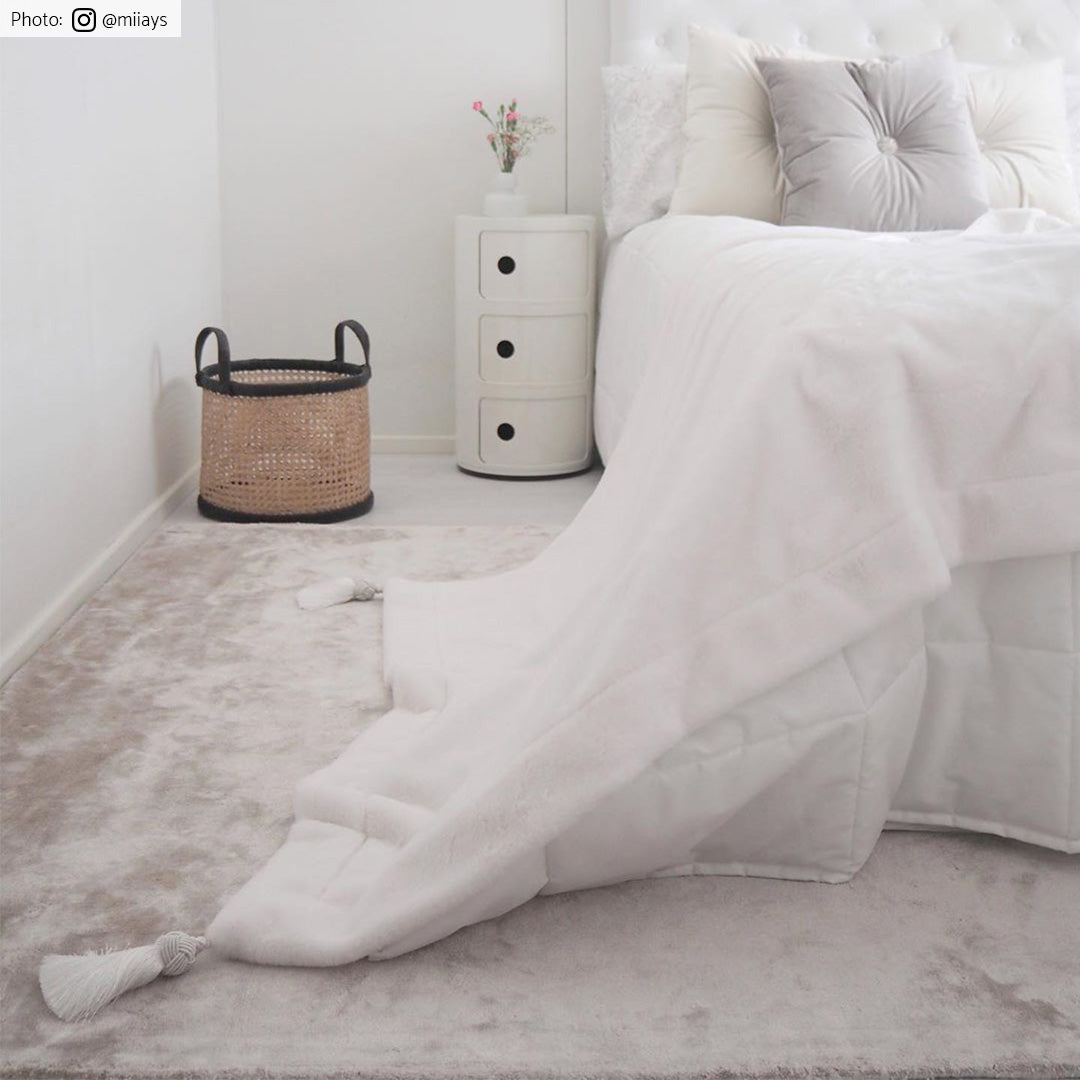 Contemporary Minimalist Gray Greige Viscose Area Rug