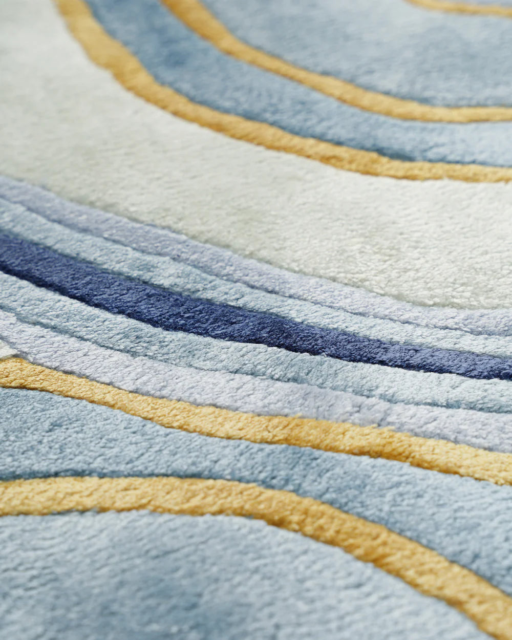Elysian Scalloped Wave Wool Rug