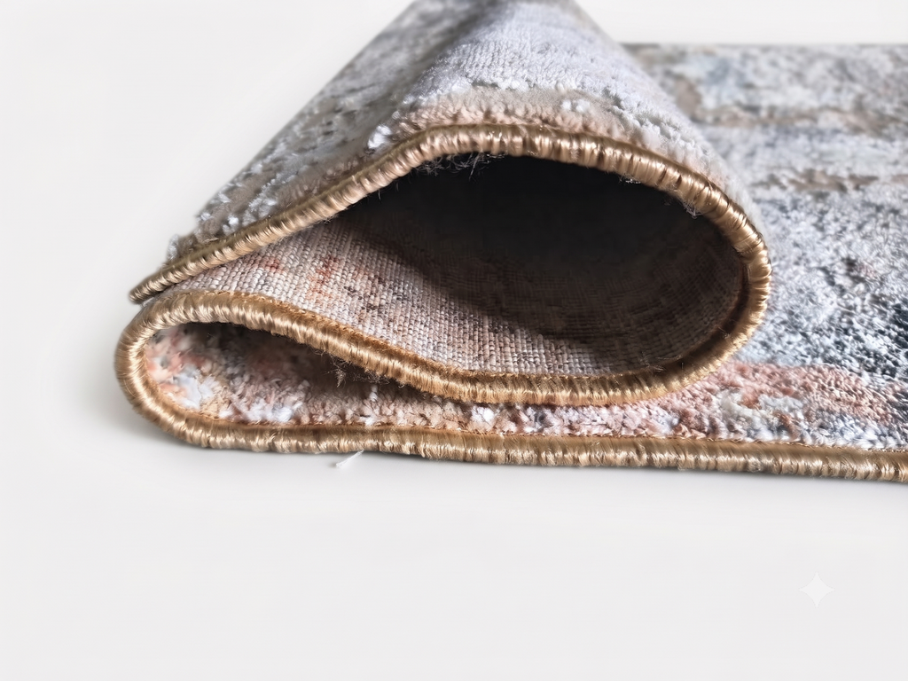 Contemporary Distressed Look Carpet