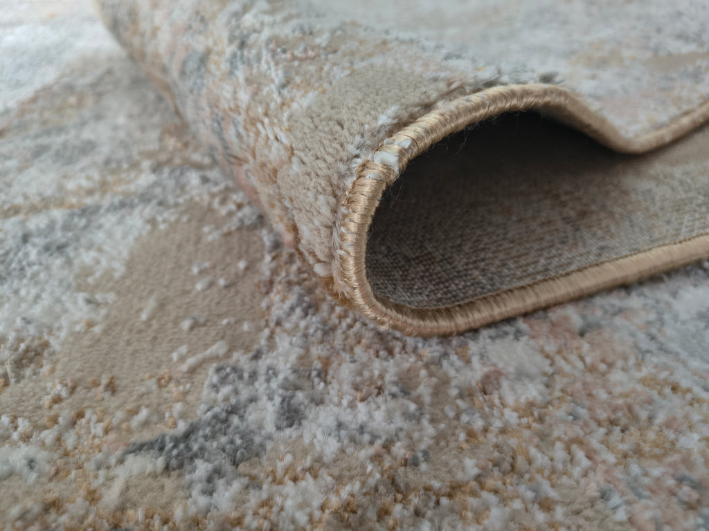 Contemporary Distressed Look Carpet
