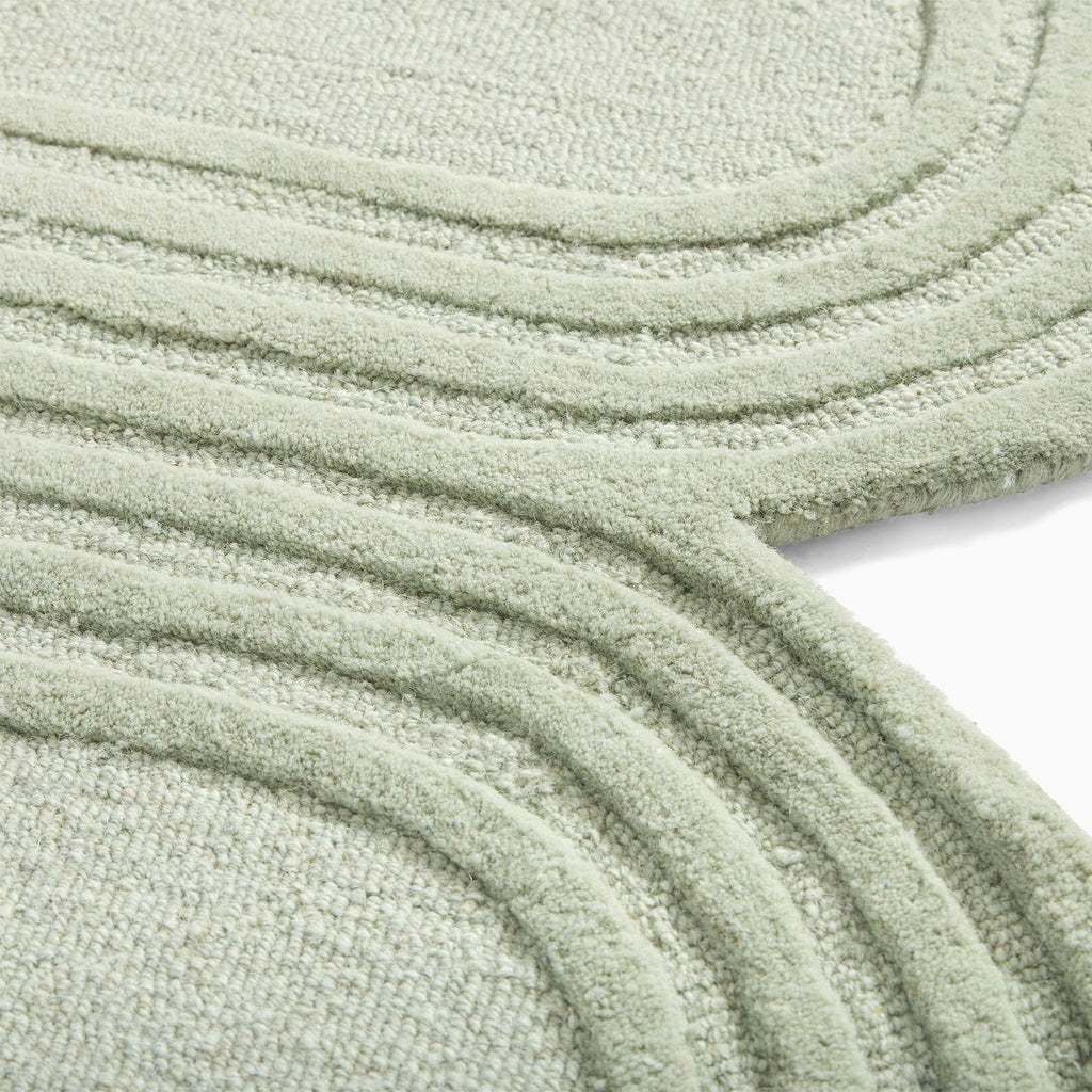 Echelon Curve Wool Rug
