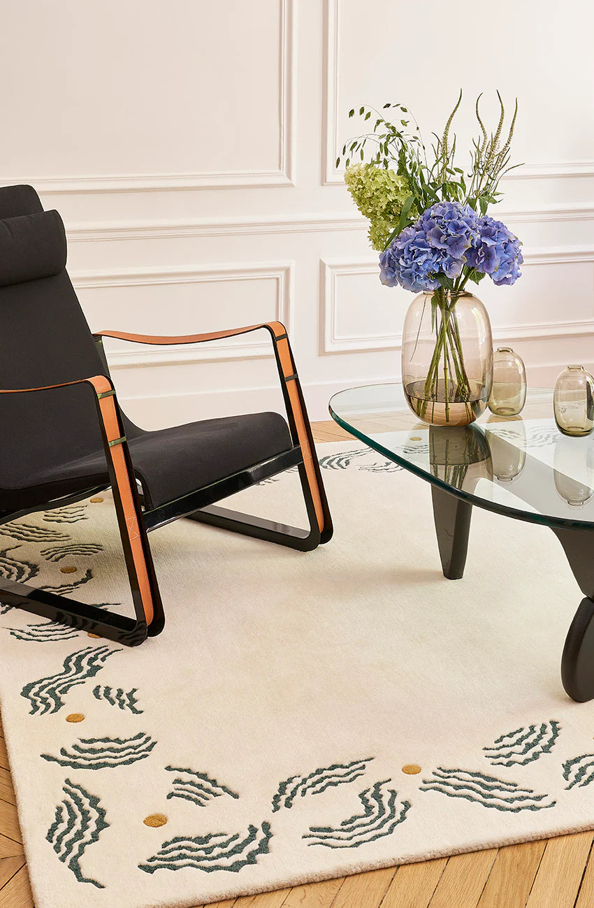 Elegant Handmade Carpet with Organic Border Design
