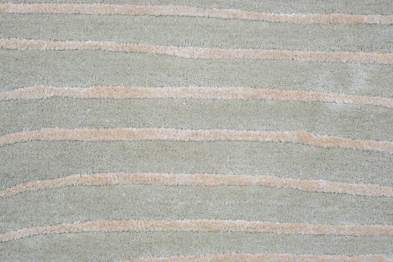 Silver Wave Contour Irregular Rug
